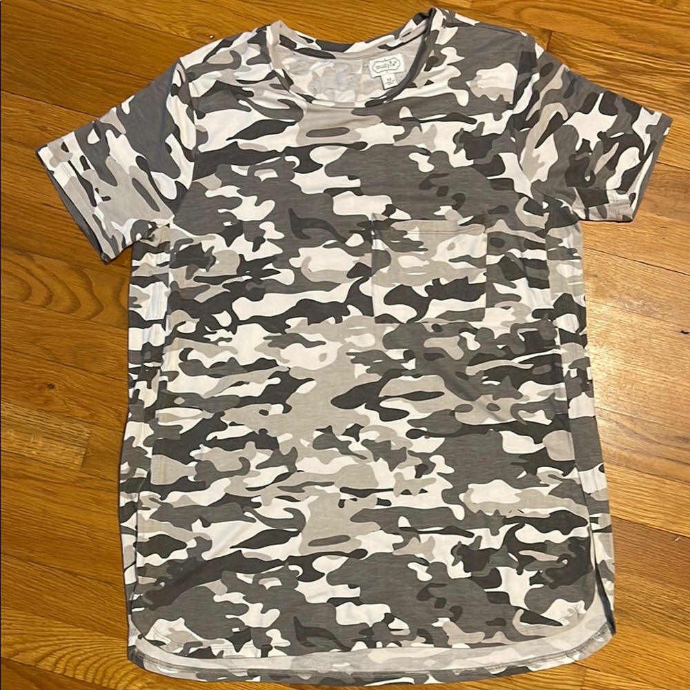 Mud Pie Gray and White Short Sleeve Tee